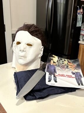 Michael Meyers Halloween Costume Full Set Adult Size Large New Open Package